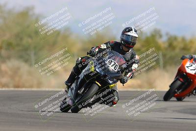 media/Nov-05-2022-SoCal Trackdays (Sat) [[f8d9b725ab]]/Turn 2 (1120am)/